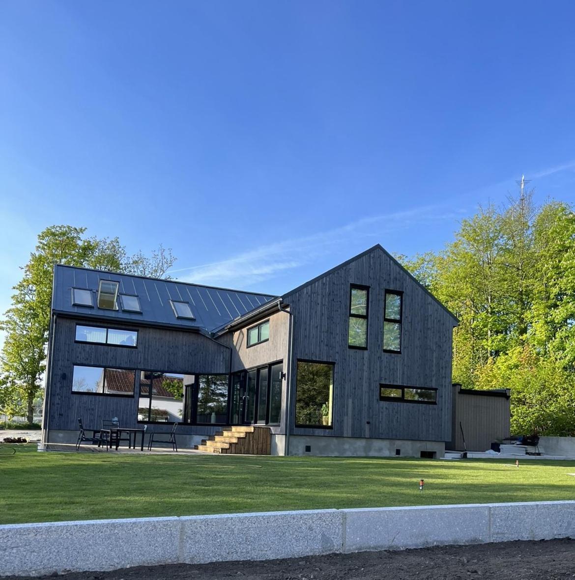 Villaer Ons 2024 - Surrounded By Nature, Ideal Location Close To Forum
